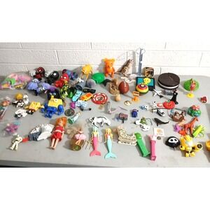 Vintage Mixed Figure Toy Lot fast food Premiums Toys Smalls Legos Collectibles